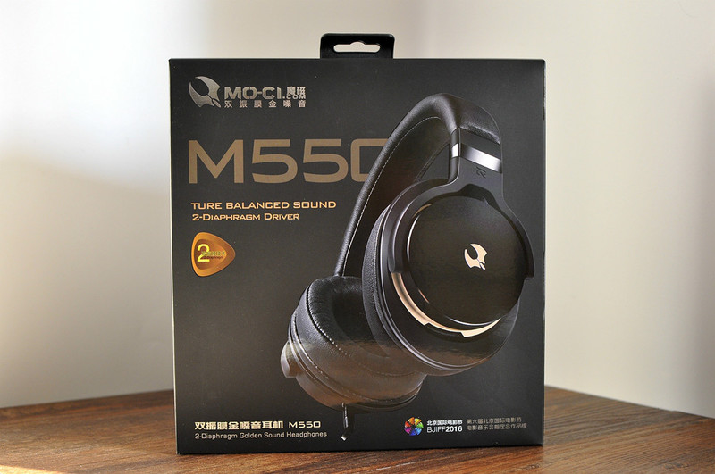 初生牛犊不怕虎，评魔磁M550双振膜金嗓音耳机
