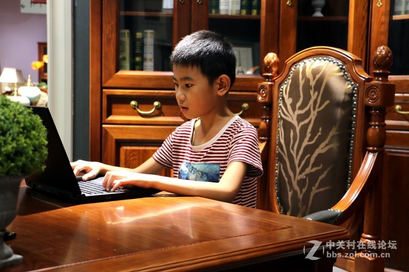 ＃迅捷高效，至轻随行＃不吹不黑的清华同方笔记本深入评测