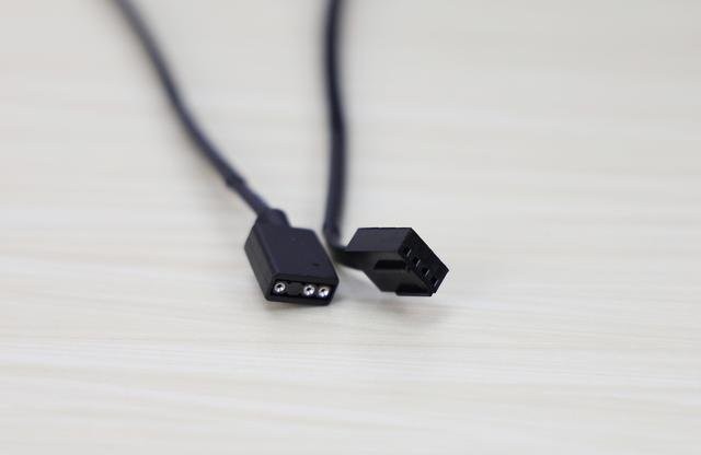 水冷的诱惑 酷冷至尊冰神P240 ARGB装机体验