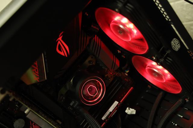 水冷的诱惑 酷冷至尊冰神P240 ARGB装机体验