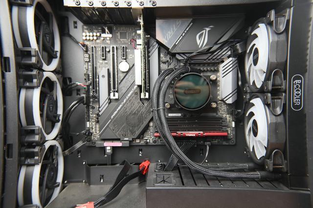 360度可旋转水冷头  全面屏ARGB灯效 超频三凌镜GI-CX240ARGB水冷测评体验