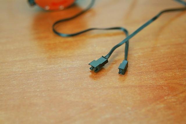 360度可旋转水冷头  全面屏ARGB灯效 超频三凌镜GI-CX240ARGB水冷测评体验