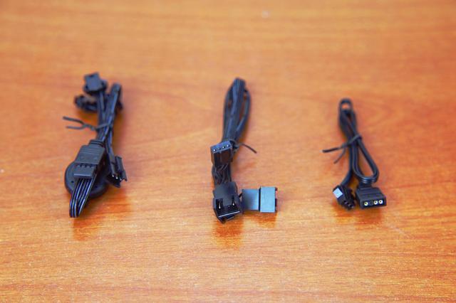 360度可旋转水冷头  全面屏ARGB灯效 超频三凌镜GI-CX240ARGB水冷测评体验