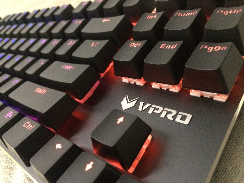 【温柔】又一高性价比力作，雷柏v500RGB合金版机械键盘评测