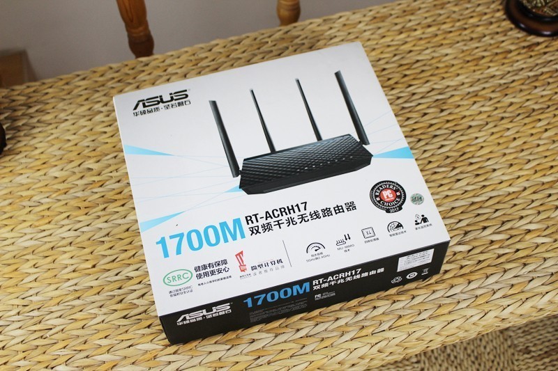 科技感十足的路由器不容错过