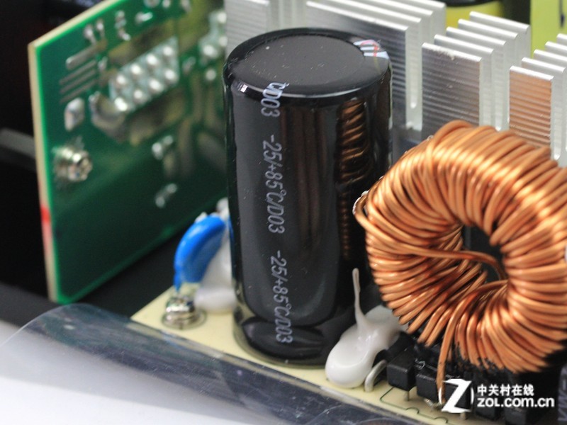 游戏玩家好选择 航嘉MVP500电源！