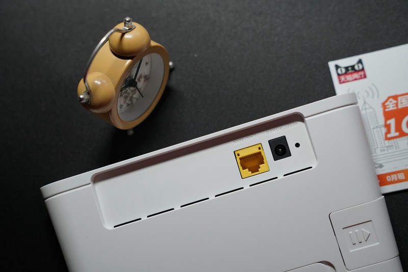 不用拉线插卡就上网，每月49元华为4G路由 2畅享无忧