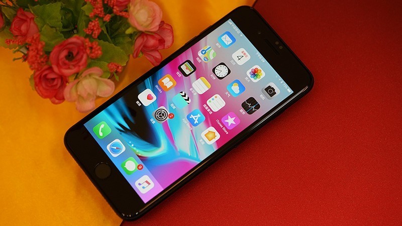 邦克仕（Benks）曲屏隐形膜iphone7 plus——保护手机的同时，又达到原机手感