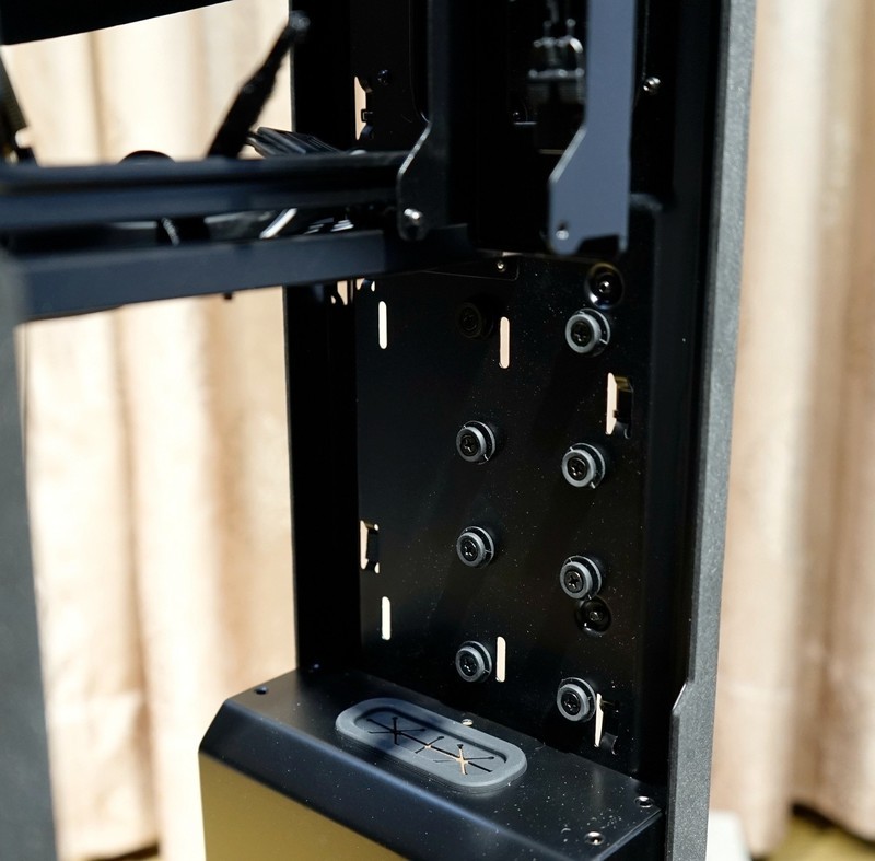 颜值高、身材好的ITX巨炮——华硕ROG STRIX H370-I GAMING+追风者217XE装机首晒