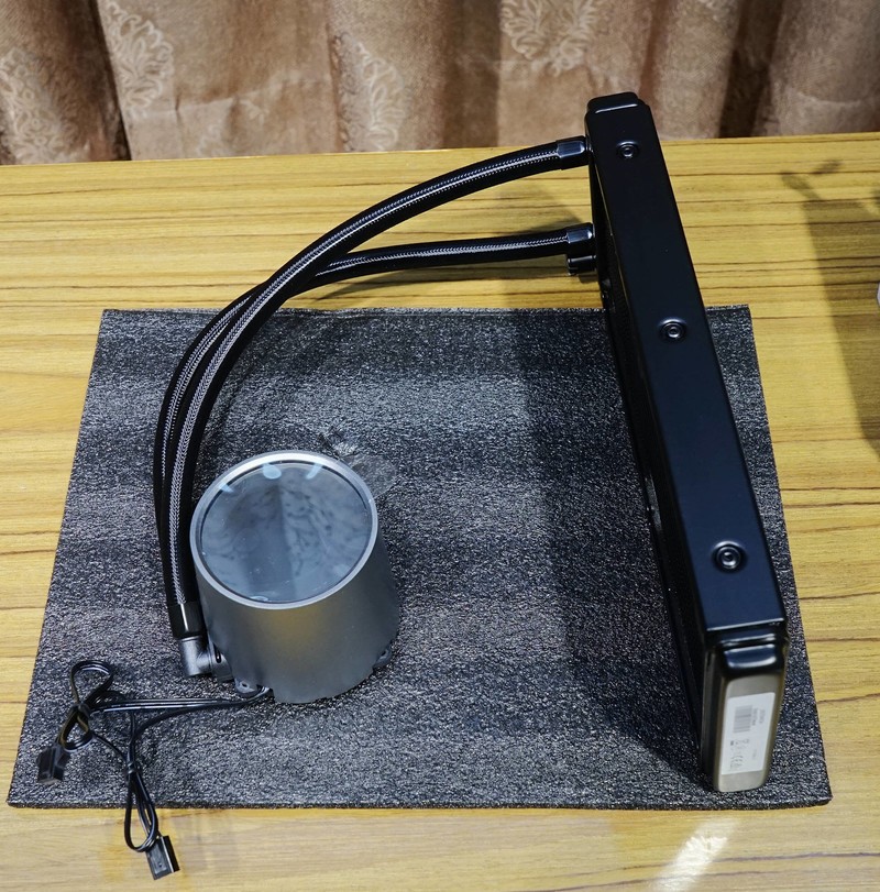 颜值高、身材好的ITX巨炮——华硕ROG STRIX H370-I GAMING+追风者217XE装机首晒