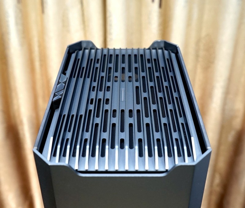 颜值高、身材好的ITX巨炮——华硕ROG STRIX H370-I GAMING+追风者217XE装机首晒