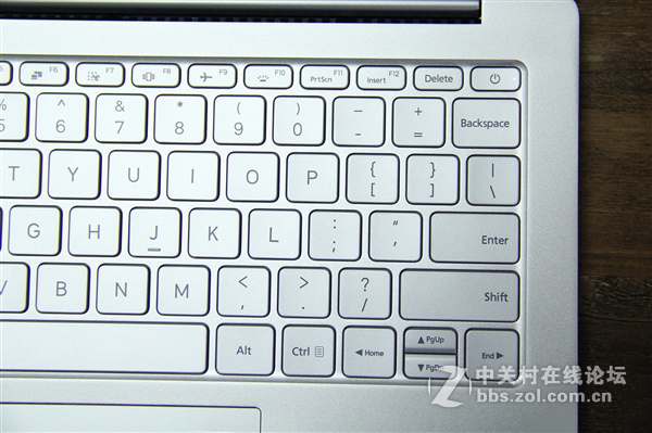 13.3寸小米笔记本开箱图赏：第七代Core换心！新增指纹