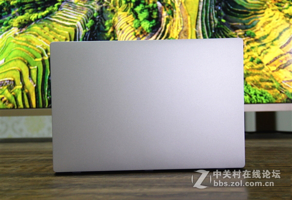 13.3寸小米笔记本开箱图赏：第七代Core换心！新增指纹