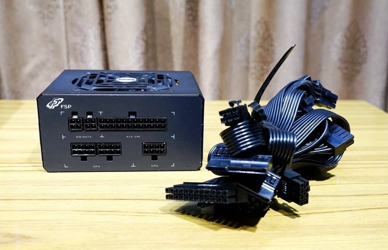 颜值高、身材好的ITX巨炮——华硕ROG STRIX H370-I GAMING+追风者217XE装机首晒