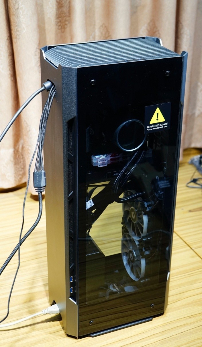 颜值高、身材好的ITX巨炮——华硕ROG STRIX H370-I GAMING+追风者217XE装机首晒