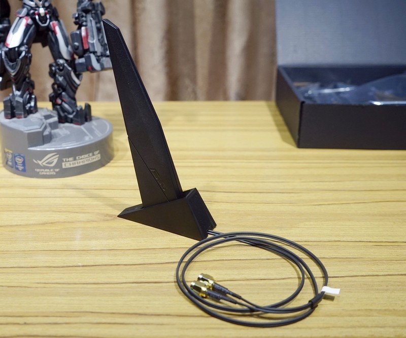 颜值高、身材好的ITX巨炮——华硕ROG STRIX H370-I GAMING+追风者217XE装机首晒