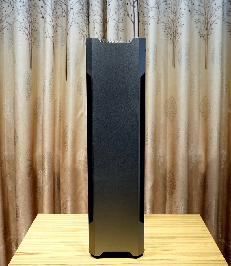 颜值高、身材好的ITX巨炮——华硕ROG STRIX H370-I GAMING+追风者217XE装机首晒