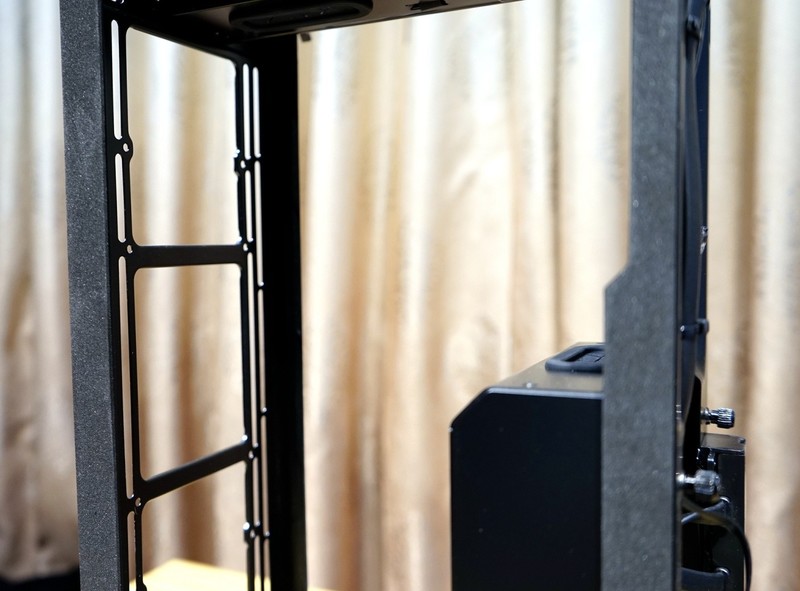 颜值高、身材好的ITX巨炮——华硕ROG STRIX H370-I GAMING+追风者217XE装机首晒