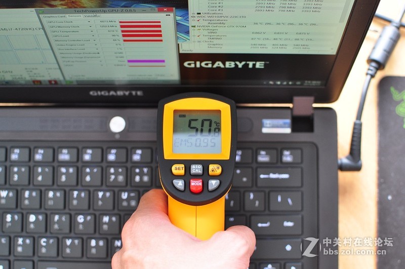 GIGABYTE P34W V3 烧机测试(降频与CPU温度细说明) Part3