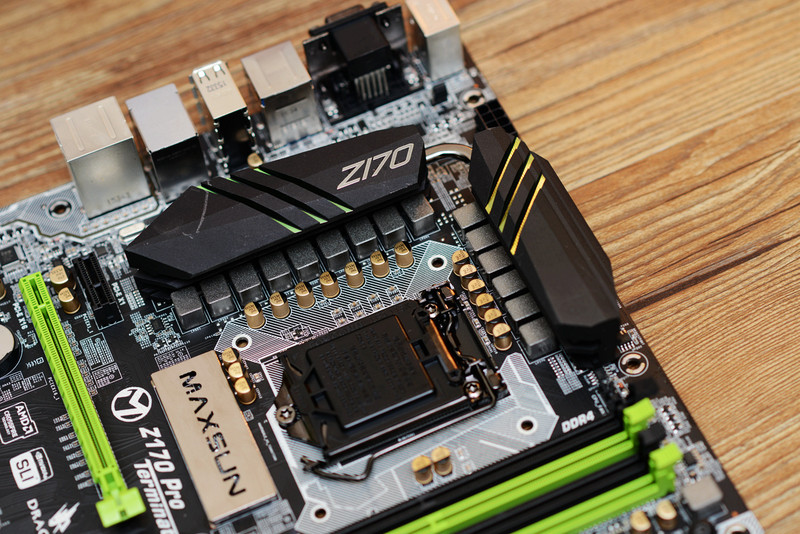 如愿以偿，金士顿DDR4对条、铭瑄Z170和金河田超越II攒机