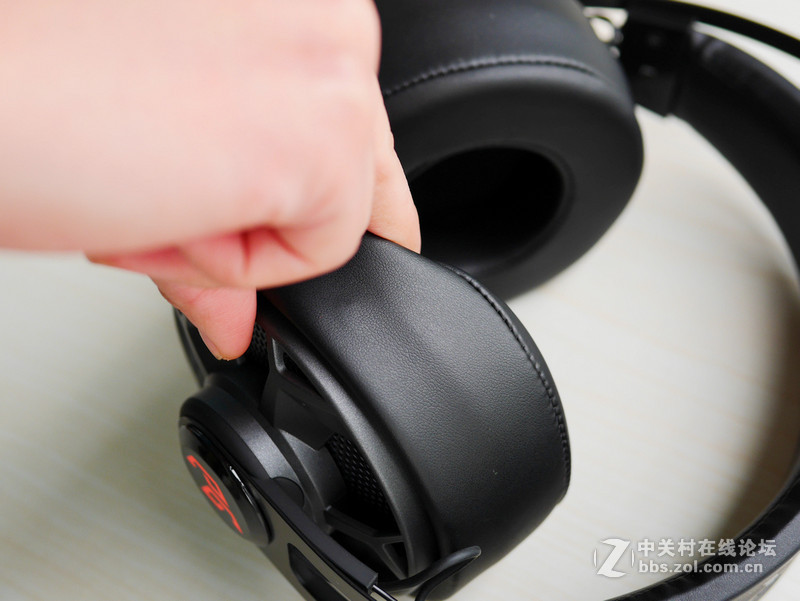 亮骚的风火轮——异极（Epicgear）EG雷鸣魔职业电竞游戏耳机体验评测