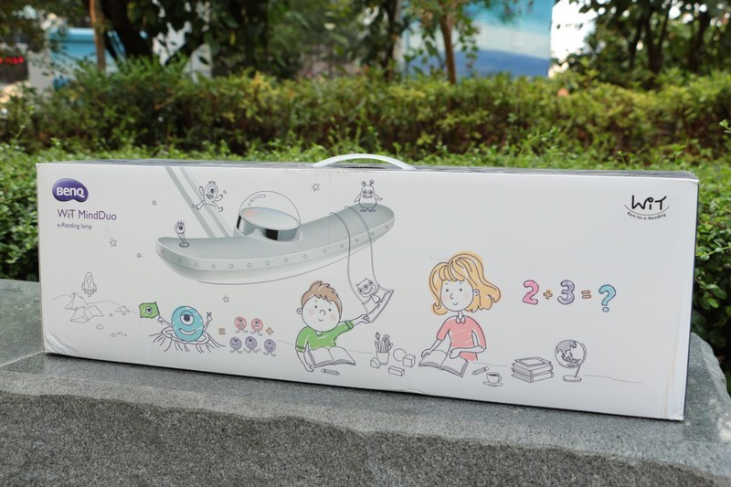 ＃你，需要一盏智慧的灯＃时尚外观，精致做工！明基WiT MindDuo护眼台灯开箱赏