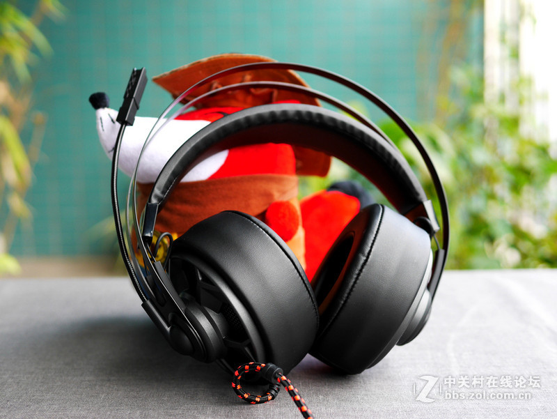 亮骚的风火轮——异极（Epicgear）EG雷鸣魔职业电竞游戏耳机体验评测