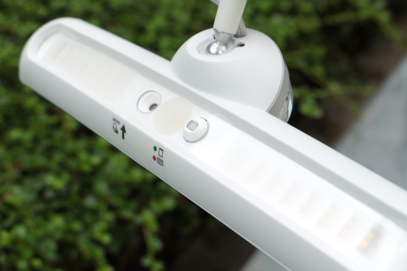 ＃你，需要一盏智慧的灯＃时尚外观，精致做工！明基WiT MindDuo护眼台灯开箱赏