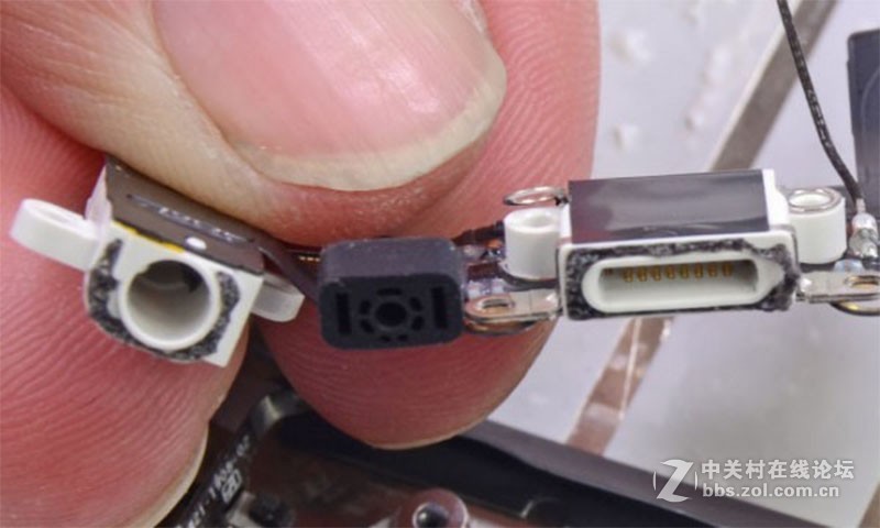 为什么说3.5mm耳机口必须会死？