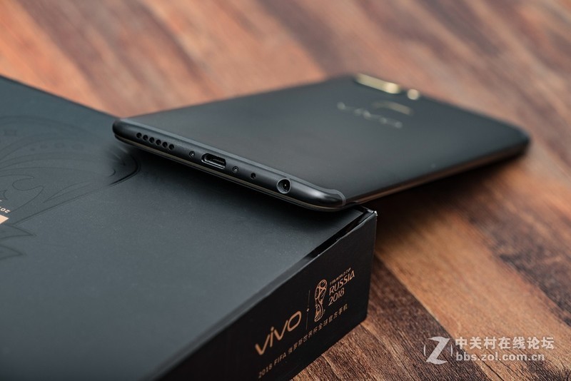 为什么说3.5mm耳机口必须会死？