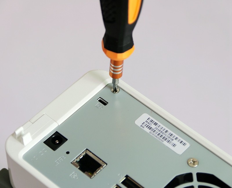 QNAP 威联通 TS-212P3 入门级NAS 了解一下