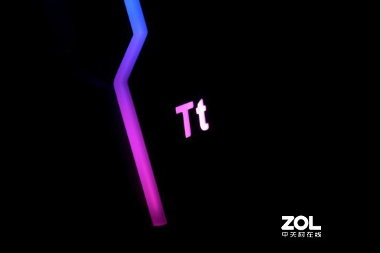 忍痛喝下“吉的堡”矿泉水，960那就再坚战2年吧