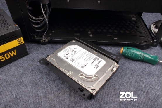 忍痛喝下“吉的堡”矿泉水，960那就再坚战2年吧