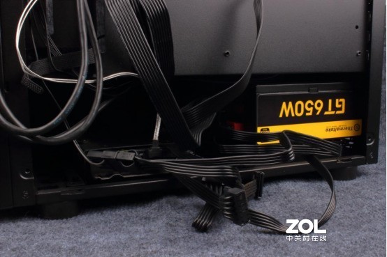 忍痛喝下“吉的堡”矿泉水，960那就再坚战2年吧