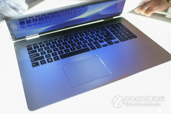 绝地反击！戴尔发布多款笔电新品