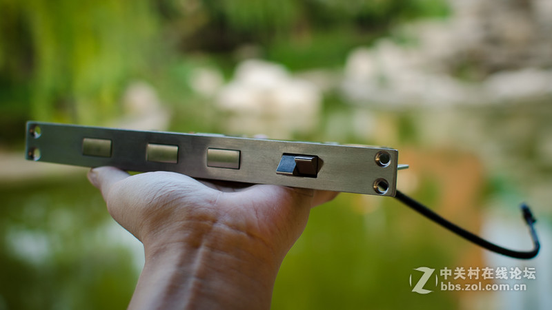 出门强迫症要开锁门6次？小嘀云智能门锁是他的药。