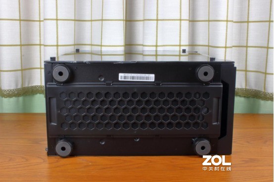 忍痛喝下“吉的堡”矿泉水，960那就再坚战2年吧