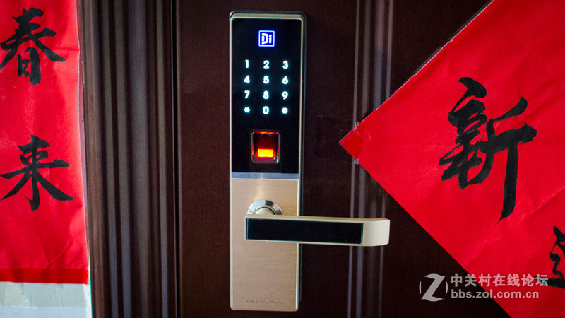 出门强迫症要开锁门6次？小嘀云智能门锁是他的药。