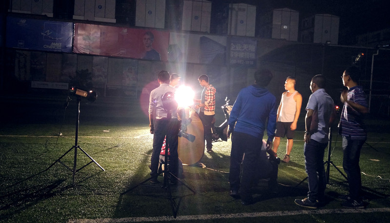 给你最真实的炫酷，就跟着这个节奏 飙！------刘亚峰YAFONG