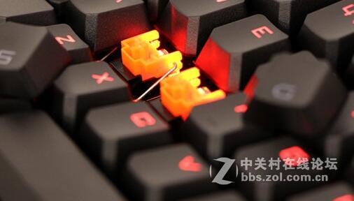 超期待血手幽灵B975键盘三代光轴的手感