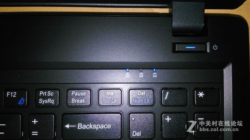 入门级游戏本-技嘉P15V5上手记