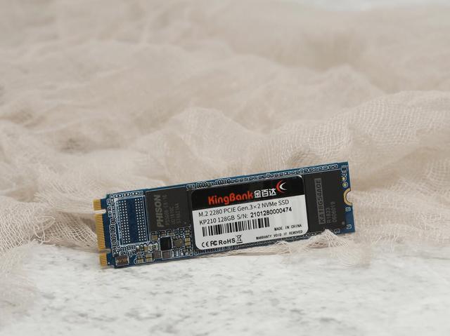 固态硬盘性能的直接决定者——闪存