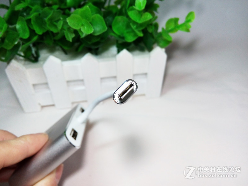 小接口大玩法——优越者Type-C多功能影音转换器Y-9103SL