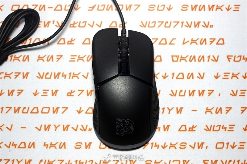 【單擺出品】Ttesports-IRIS-RGB-游戏鼠标评测