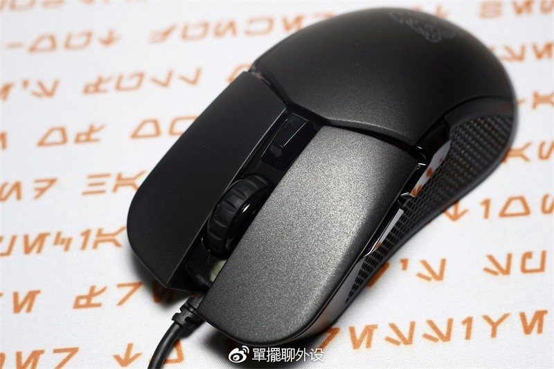 【單擺出品】Ttesports-IRIS-RGB-游戏鼠标评测