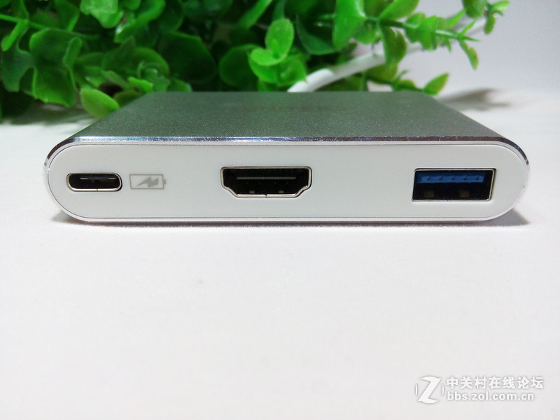 小接口大玩法——优越者Type-C多功能影音转换器Y-9103SL