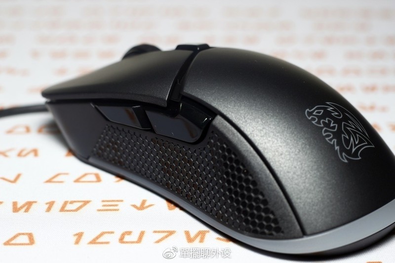 【單擺出品】Ttesports-IRIS-RGB-游戏鼠标评测