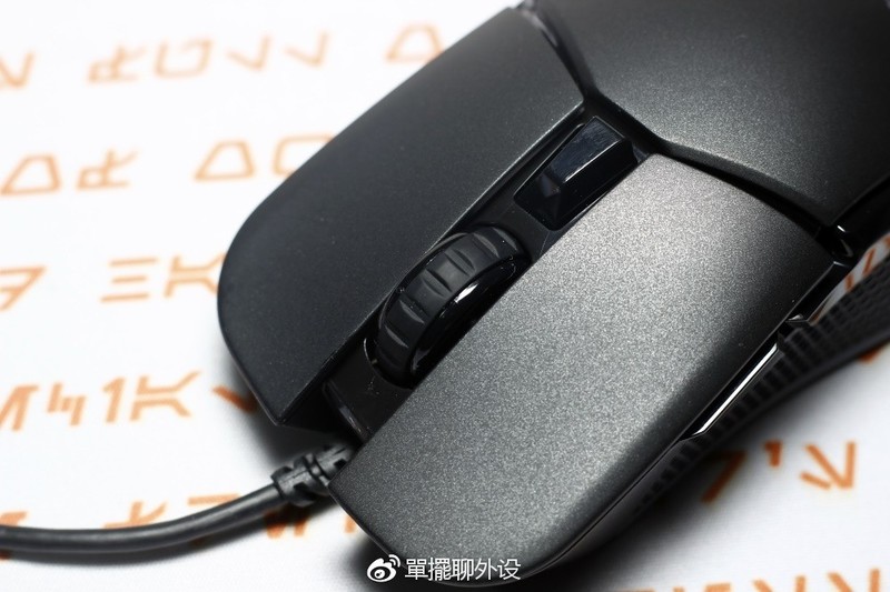 【單擺出品】Ttesports-IRIS-RGB-游戏鼠标评测