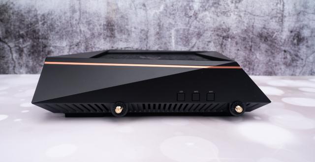 就想买个大眼睛，拒绝卡顿畅快农药ROG GT-AC5300电竞路由简评