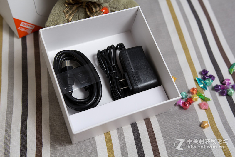 4K全解码高清盒子，影驰芒果盒开箱外观